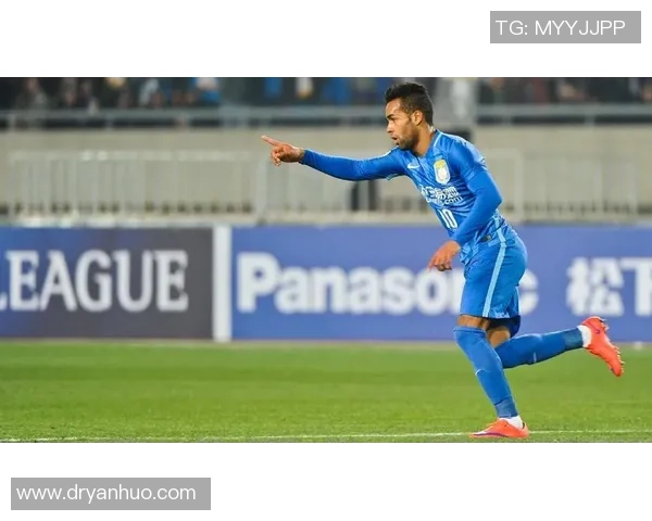 广东足球明星崛起之路探秘他们的奋斗与荣耀