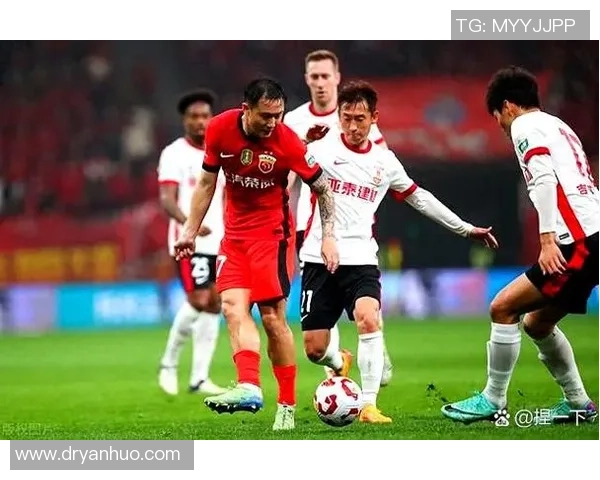 广州足球队以89分稳居大师赛积分榜首位展现强劲实力